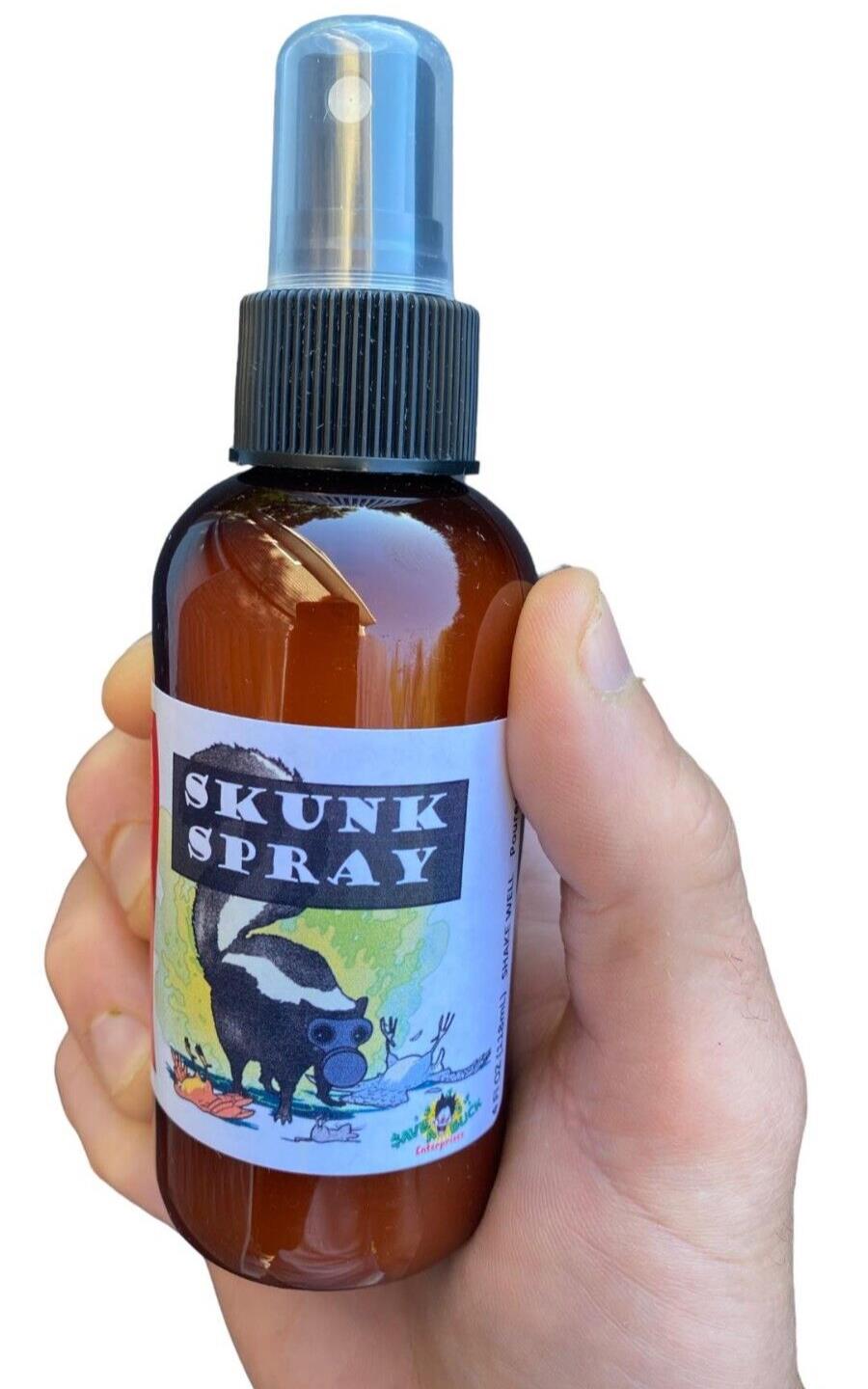 SKUNK STINK SPRAY - Botella pulverizadora de tamaño MEGA de 4 oz - Olor a broma GaG - ¡Desagradable!