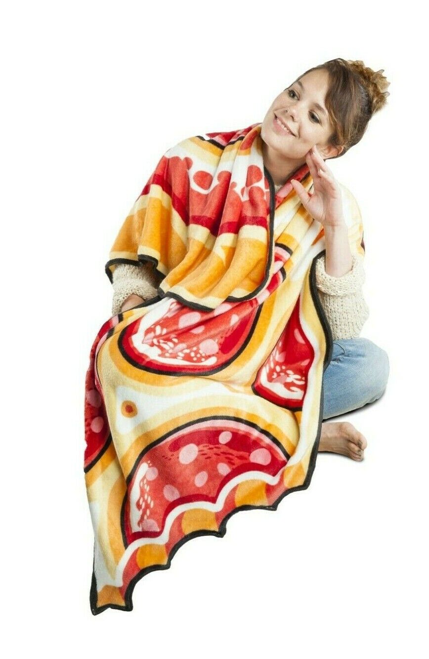 THE PIZZA SLICE THROW BLANKET - Fuzzy Bed Wrap Towel GaG Cover - BigMouth Inc.