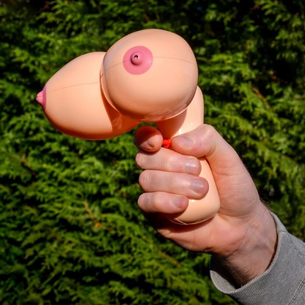 Boobie Squirt Gun 10 oz Water Gun Fun Bachelor Novelty Pool Party Gag Toy Gift