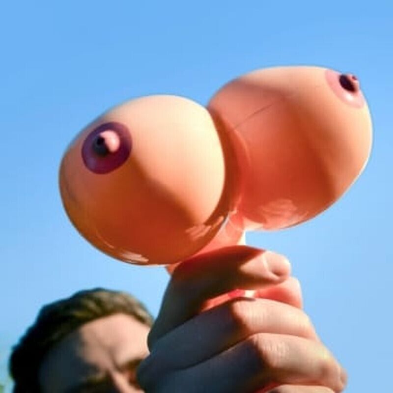 Boobie Squirt Gun 10 oz Water Gun Fun Bachelor Novelty Pool Party Gag Toy Gift