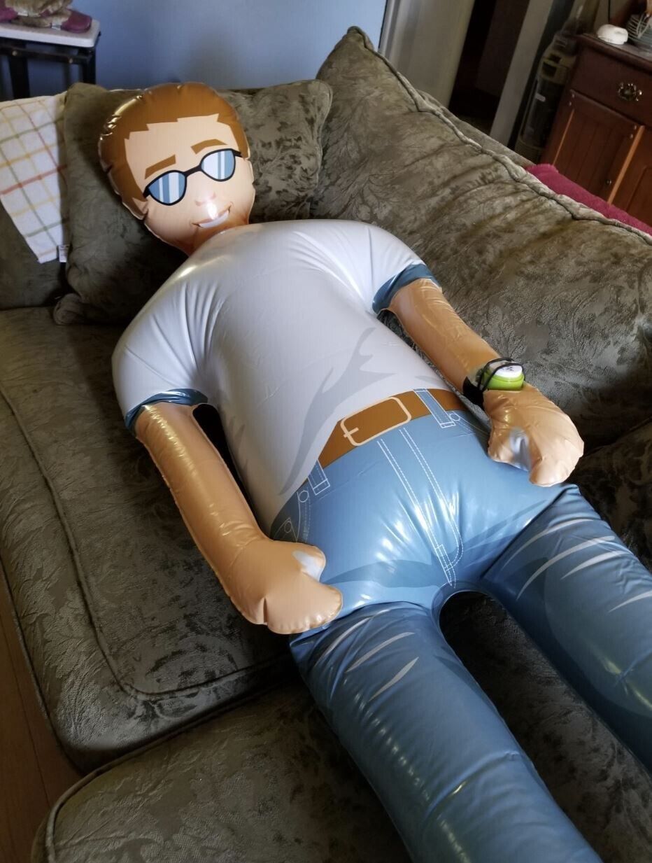 Man Akin: Inflatable John - The Talking Husband Boyfriend Substitute (Like a Guy, but Easier)