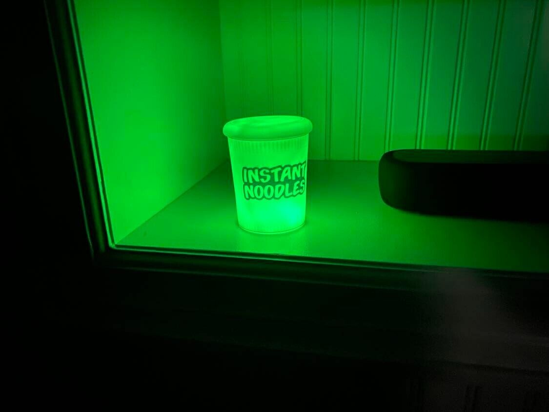 Ramen Instant Noodles Lamp Cup - Portable Night Light - Changes colors!