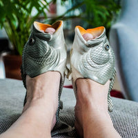 Pies de pescado - Sandalias de truchas plateadas Zapatos de pescado de playa - Regalo de mordaza divertido - MEDIANO